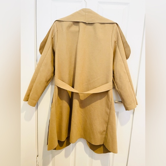 Long tan coat with adjustable tie waist, knee length, shawl collar, sz M/L - Picture 3 of 11
